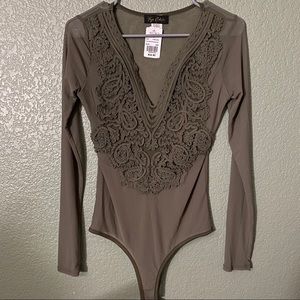 Agaci bodysuit